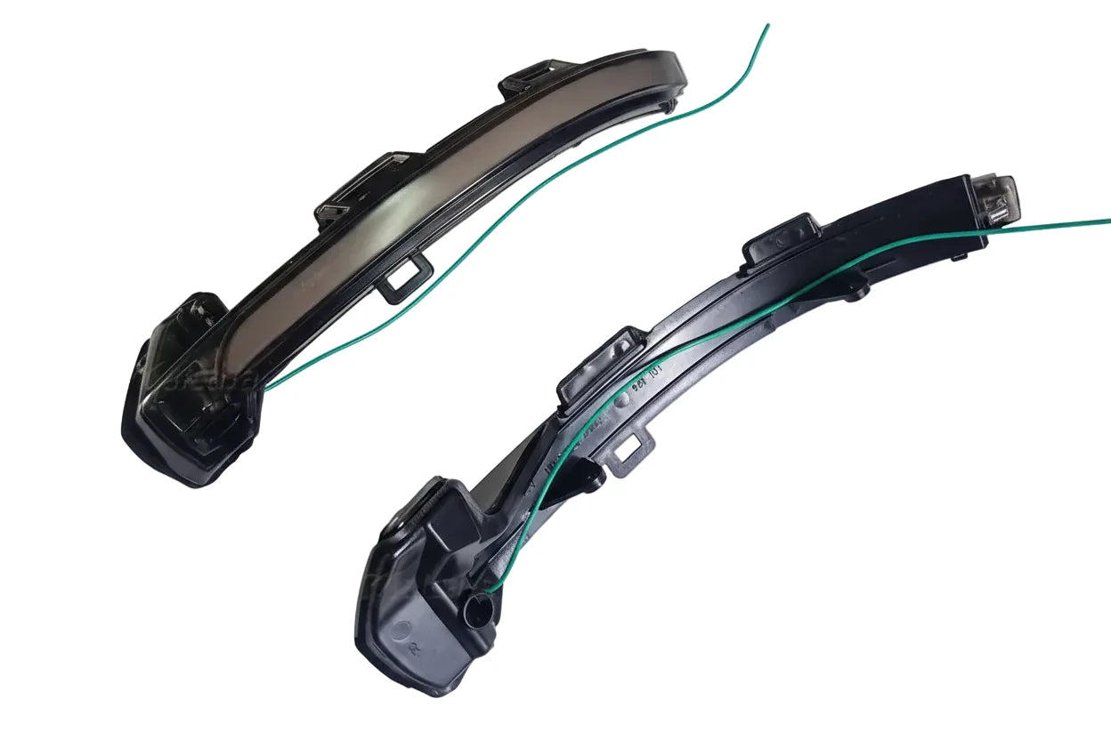 Sequential LED Mirror Turn Signal Indicators – VW Golf MK8 GTI / R / GTE / GTD (2020–2021)