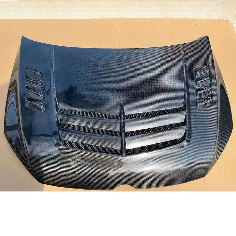 V-Style Carbon Fiber Hood - Volkswagen Golf MK7 / MK7.5 GTI (2014–2020)